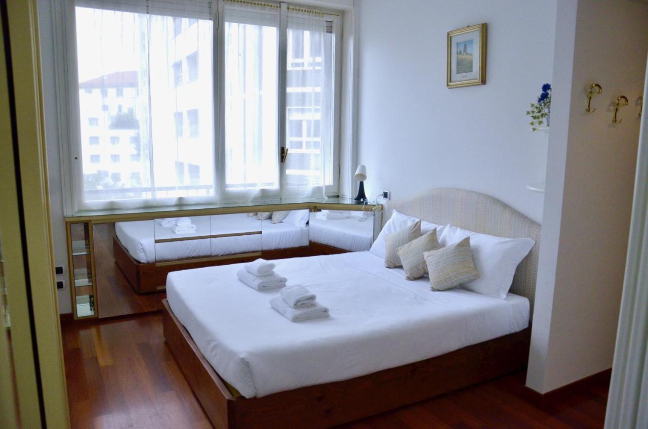 New Renovated Apartment With Balcony Porta Romana Mailand Exterior foto